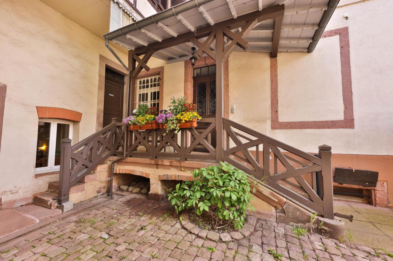 Ancien Presbytere Albert Schweitzer Gunsbach Exterior photo